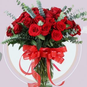 50 ROSAS LLENAS DE AMOR